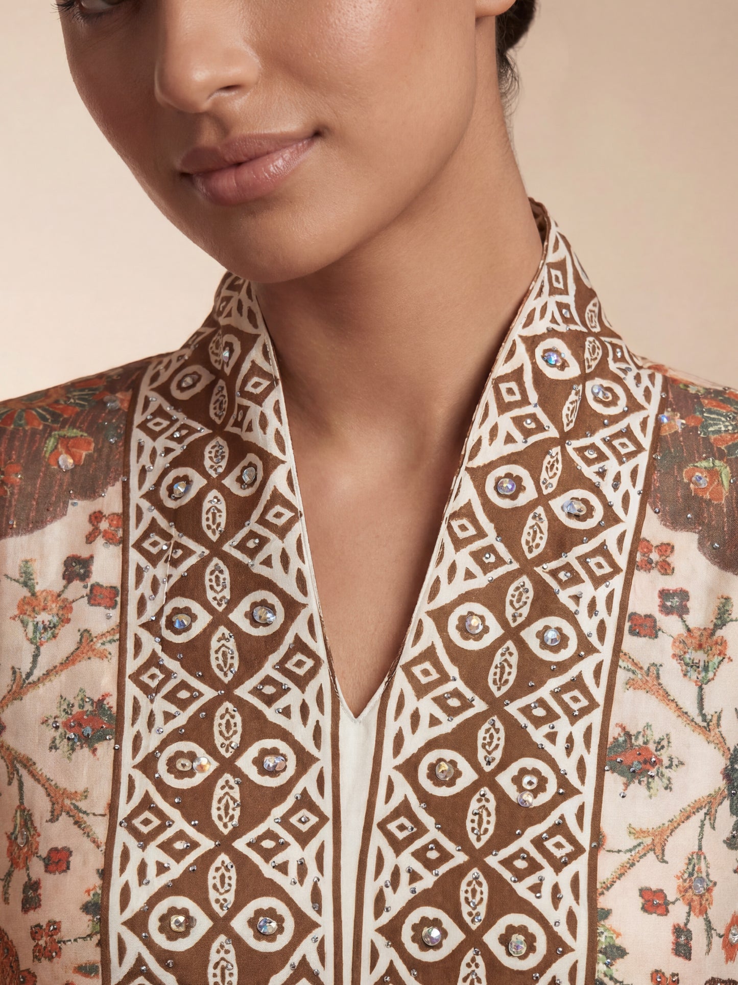 ZY-071 Heritage Pattern Panel Jalabiya