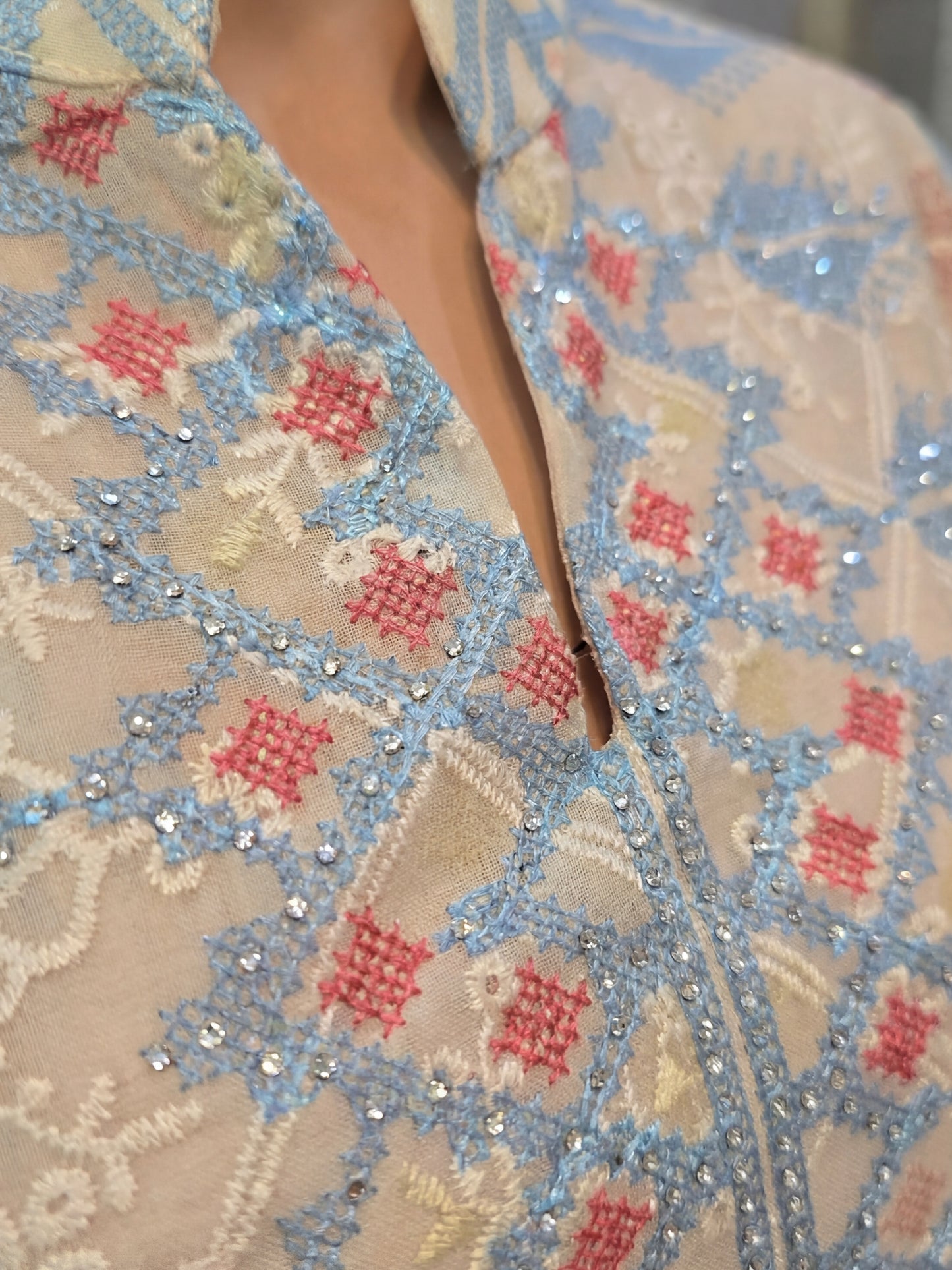 ZY-077 Cream Pastel Embroidered Jalabiya