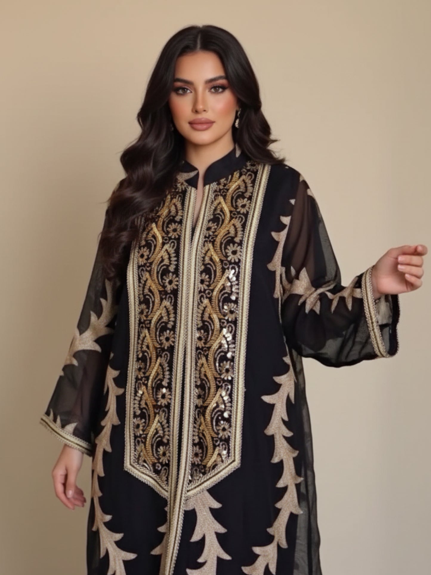 ZY-009 أسود مع تطريز ذهبي