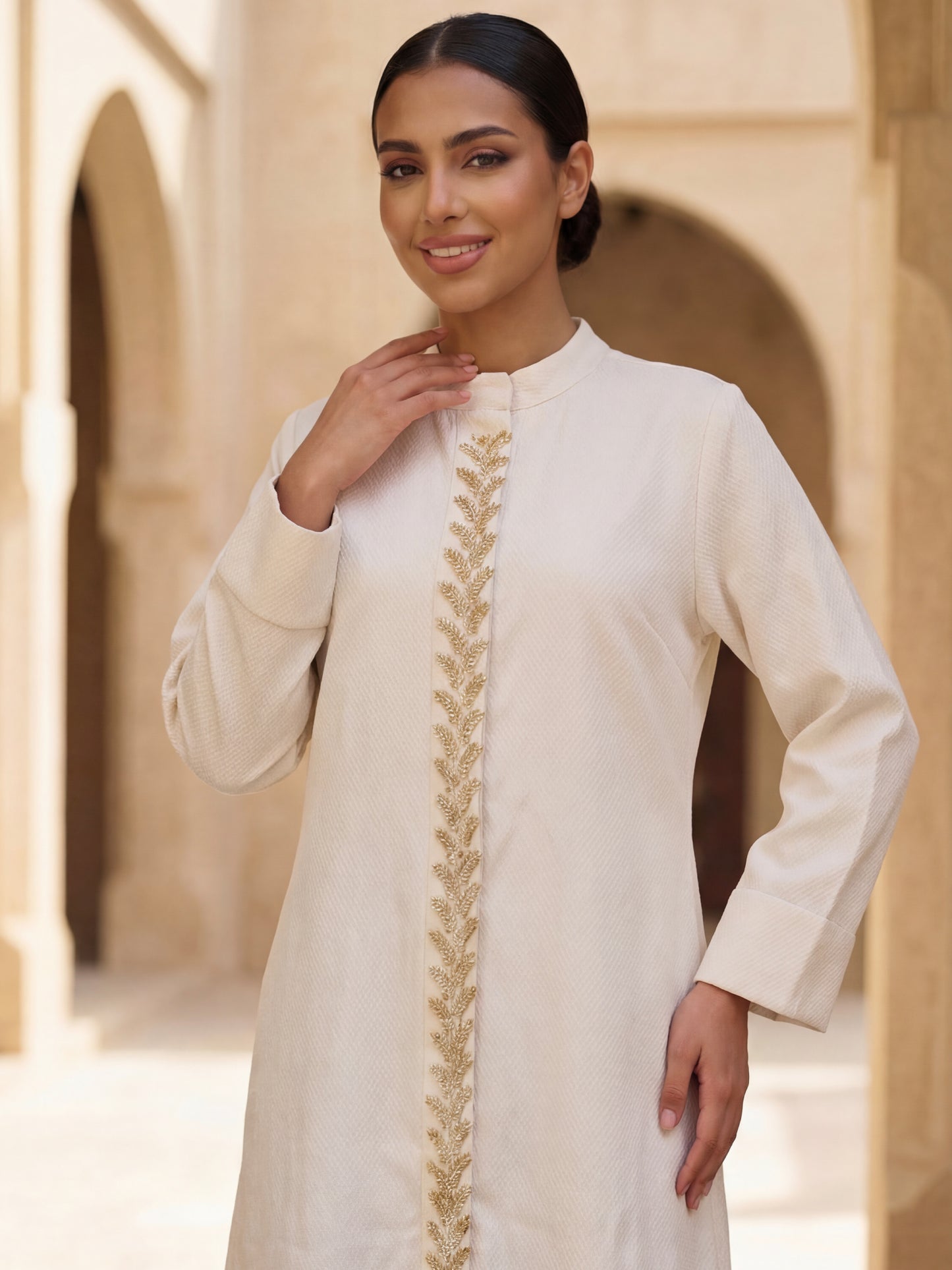 ZY-082 Cream Minimal Jalabiya with Gold Embroidered Panel